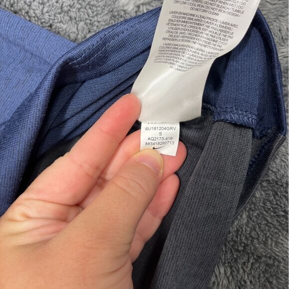 Nike Women’s V-Neck West Virginia Dri-Fit Size Small - Picture 4 of 5